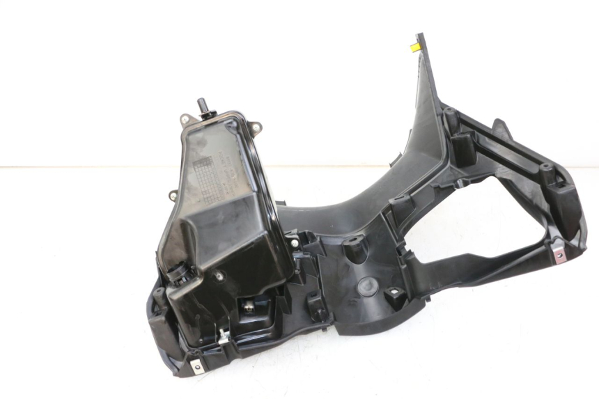 photo de TABLIER INTERIEUR HONDA PCX (JF57/JF64) 125 (2014 - 2018) - Détail de la pièce