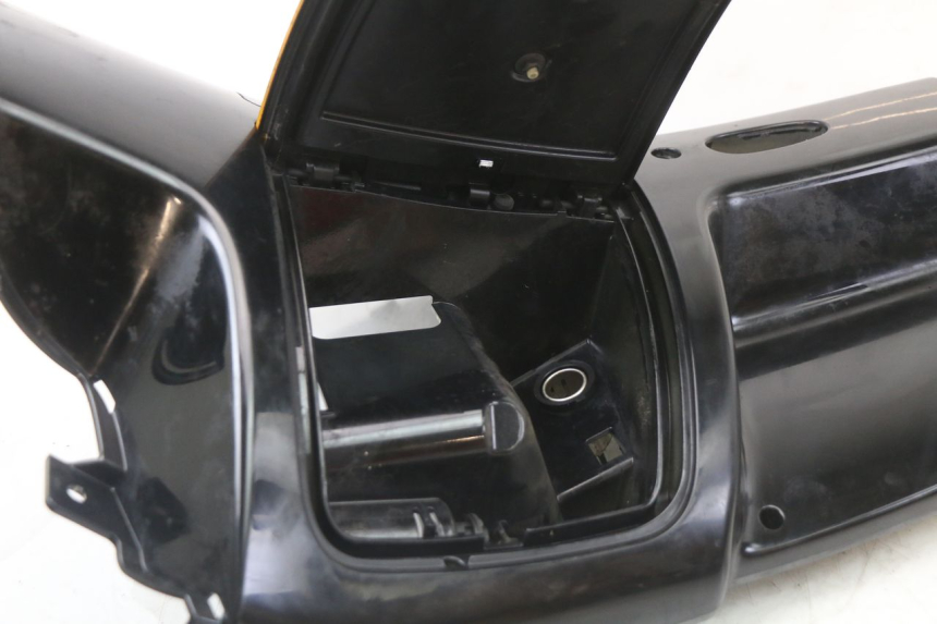 photo de TABLIER INTERIEUR PEUGEOT DJANGO 125 (2014 - 2017)