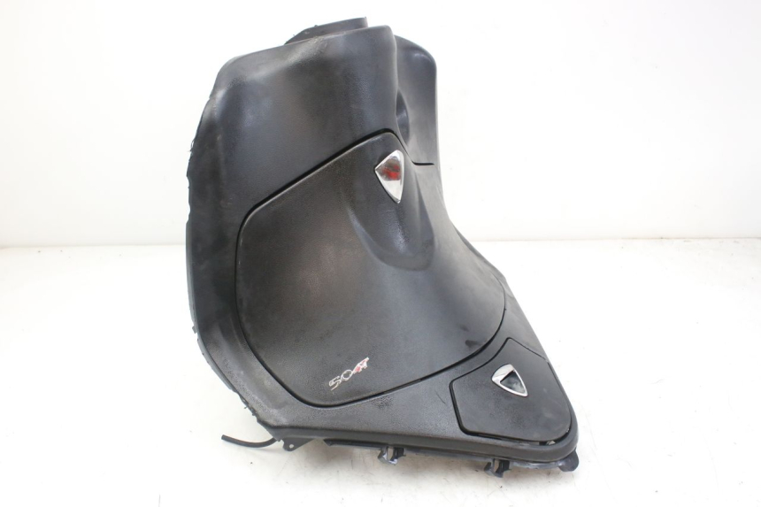 photo de TABLIER INTERIEUR PIAGGIO FLY 4T 50 (2013 - 2017)