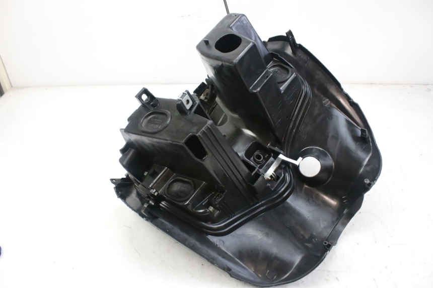 photo de TABLIER INTERIEUR PIAGGIO FLY 4T 50 (2013 - 2017)