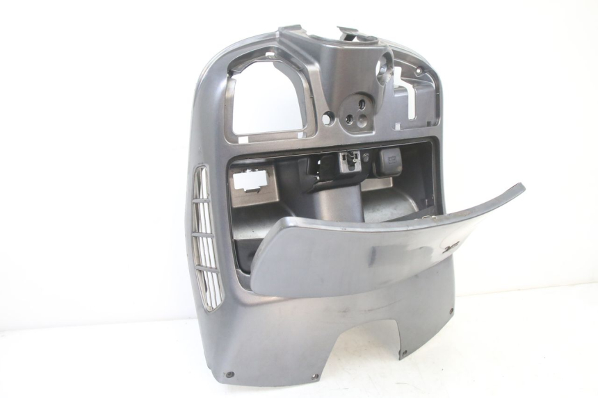 photo de TABLIER INTERIEUR PIAGGIO VESPA GRANTURISMO 125 (2003 - 2007)