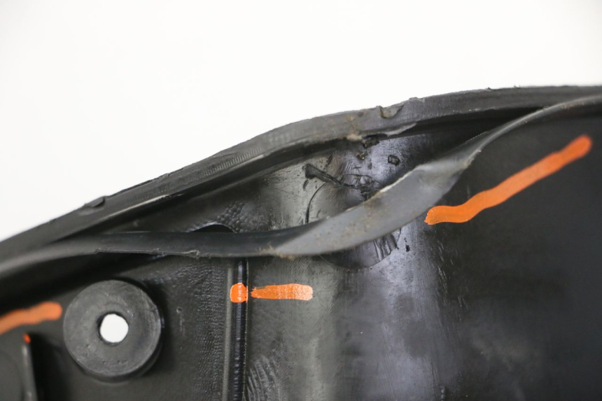 photo de TABLIER INTERIEUR PIAGGIO X8 125 (2004 - 2007)