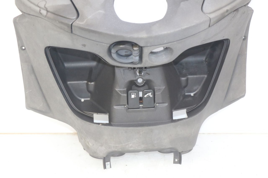 photo de TABLIER INTERIEUR PIAGGIO X9 125 (2000 - 2003)