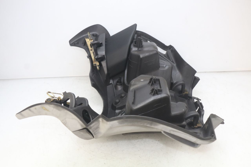 photo de TABLIER INTERIEUR PIAGGIO X9 EVOLUTION 250 (2003 - 2007)