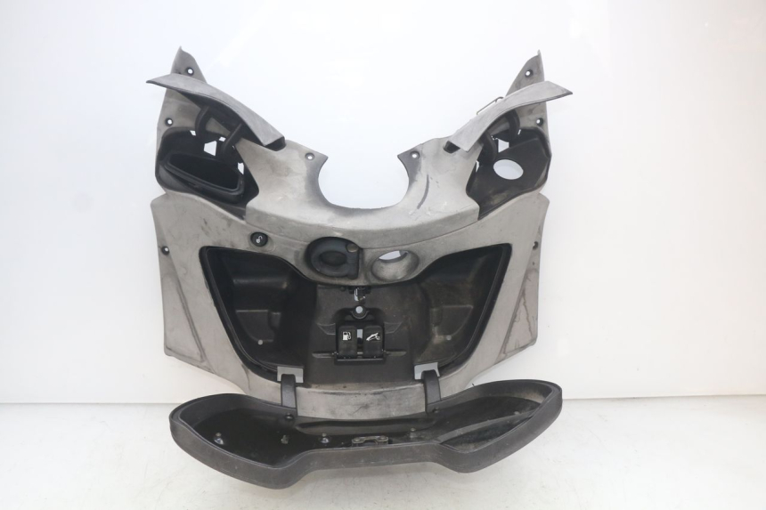 photo de TABLIER INTERIEUR PIAGGIO X9 EVOLUTION 250 (2003 - 2007)