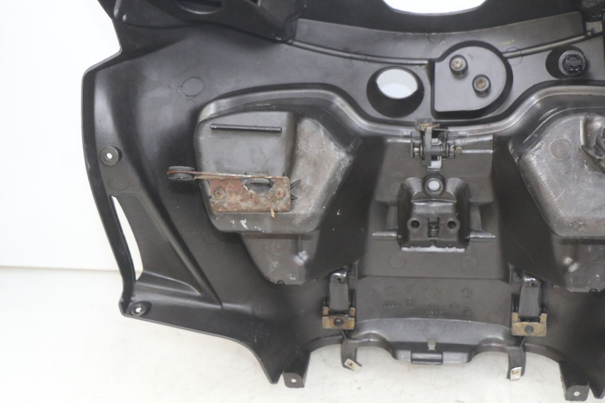 photo de TABLIER INTERIEUR PIAGGIO X9 EVOLUTION 125 (2003 - 2007)