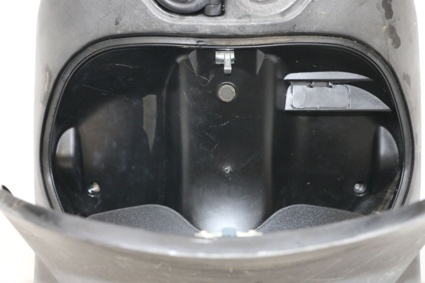 photo de TABLIER INTERIEUR PIAGGIO ZIP 2T 50 (2009 - 2019)