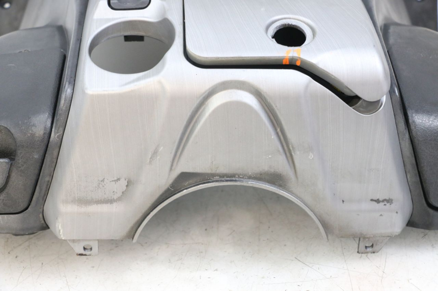 photo de TABLIER INTERIEUR DAELIM S3 125 (2010 - 2017)