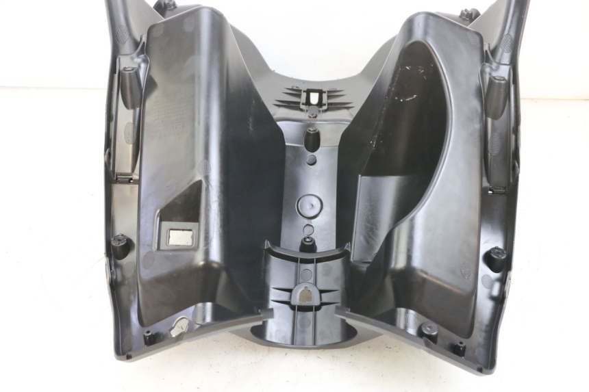 photo de TABLIER INTERIEUR JM MOTORS SANTANA EVO 50 (2024 - 2026) - Gros plan technique