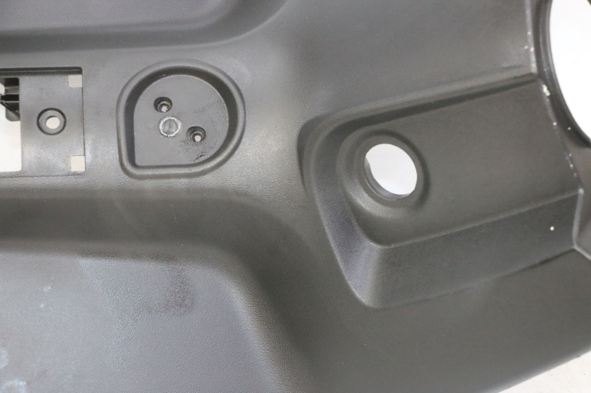 photo de TABLIER INTERIEUR APRILIA SR 2T 50 (2018 - 2022)