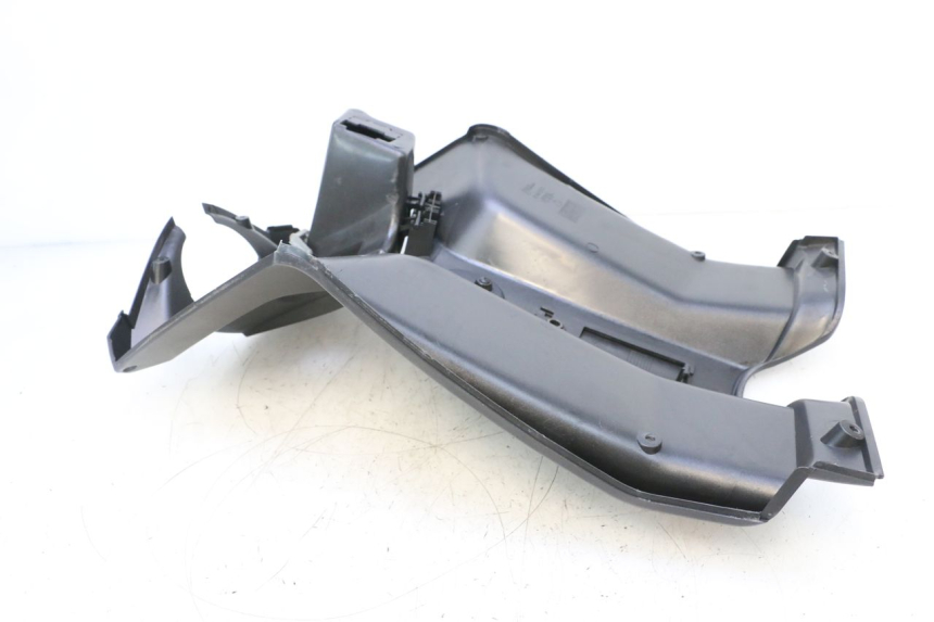 photo de TABLIER INTERIEUR APRILIA SR MOTARD 50 (2012 - 2018) - État de surface