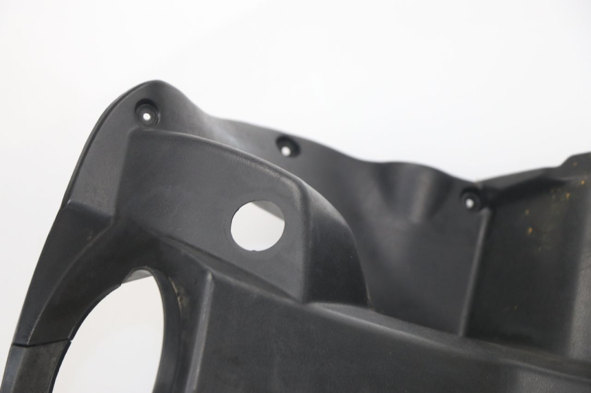 photo de TABLIER INTERIEUR PEUGEOT SUM UP 125 (2008 - 2013) - État de surface