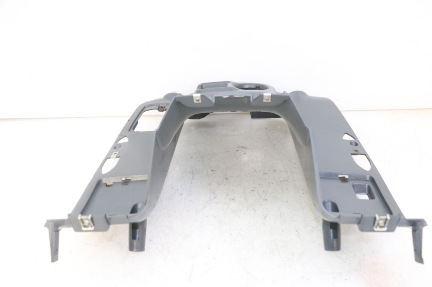 photo de TABLIER INTERIEUR PIAGGIO SUPER LX 125 (2000 - 2003)