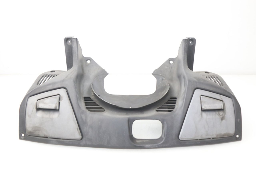 photo de TABLIER INTERIEUR SUPERIEUR SUZUKI BURGMAN 650 (2002 - 2004)