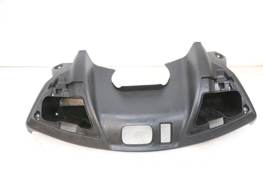 photo de TABLIER INTERIEUR SUPERIEUR SUZUKI BURGMAN 650 (2013 - 2020)