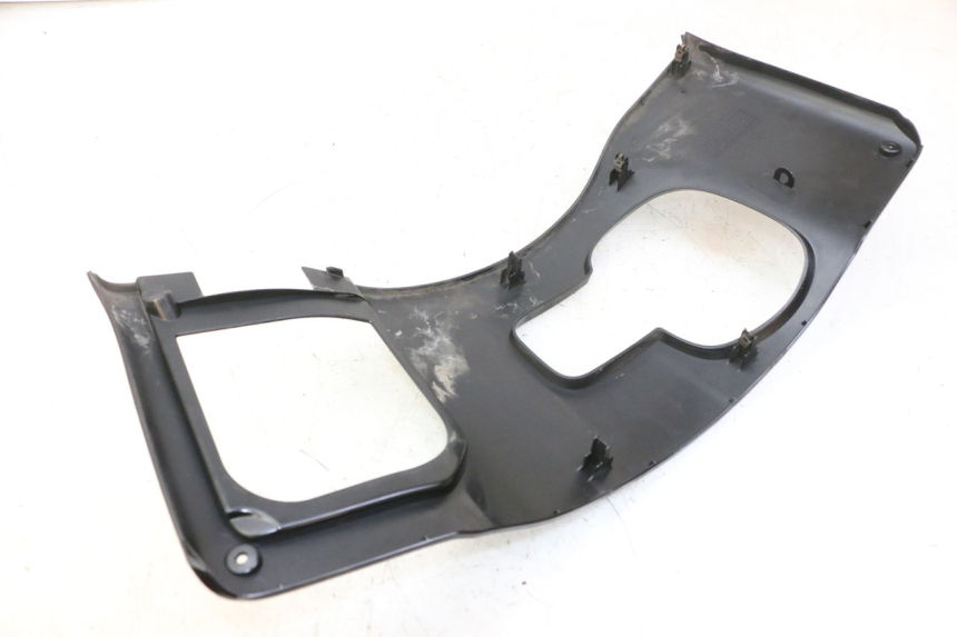 photo de TABLIER INTERIEUR SUPERIEUR HONDA FES S-WING SWING ABS 125 (2007 - 2015)