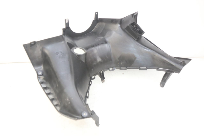photo de TABLIER INTERIEUR SUPERIEUR GILERA NEXUS 125 (2007 - 2009)