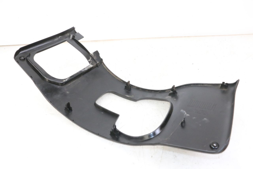 photo de TABLIER INTERIEUR SUPERIEUR HONDA FES S-WING SWING 125 (2007 - 2015)