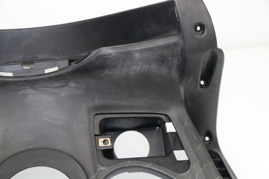 photo de TABLIER INTERIEUR SUPERIEUR KYMCO GRAND DINK 125 (2008 - 2014)