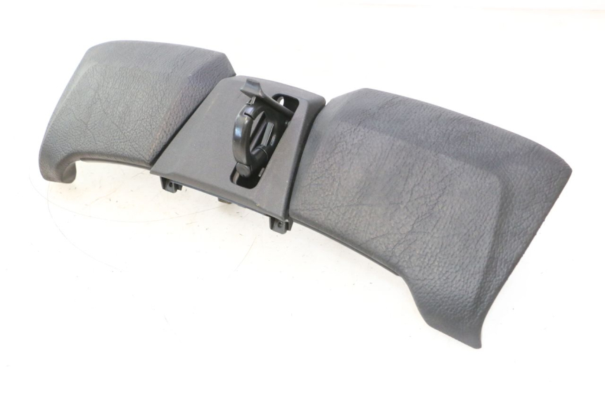 photo de TABLIER INTERIEUR SUPERIEUR PIAGGIO MP3 500 (2016 - 2018) - Points de fixation