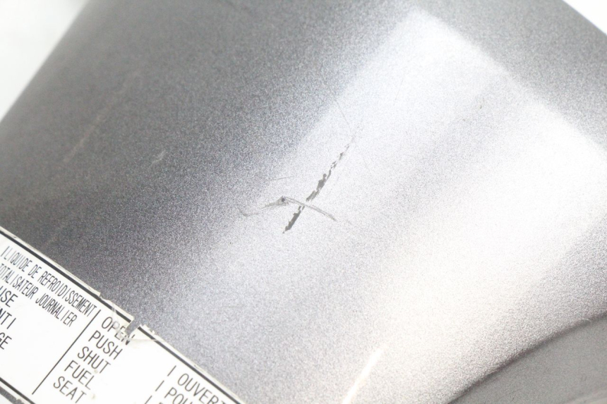 photo de TABLIER INTERIEUR SUPERIEUR HONDA PCX (JF28) 125 (2009 - 2011) - Détail de la pièce