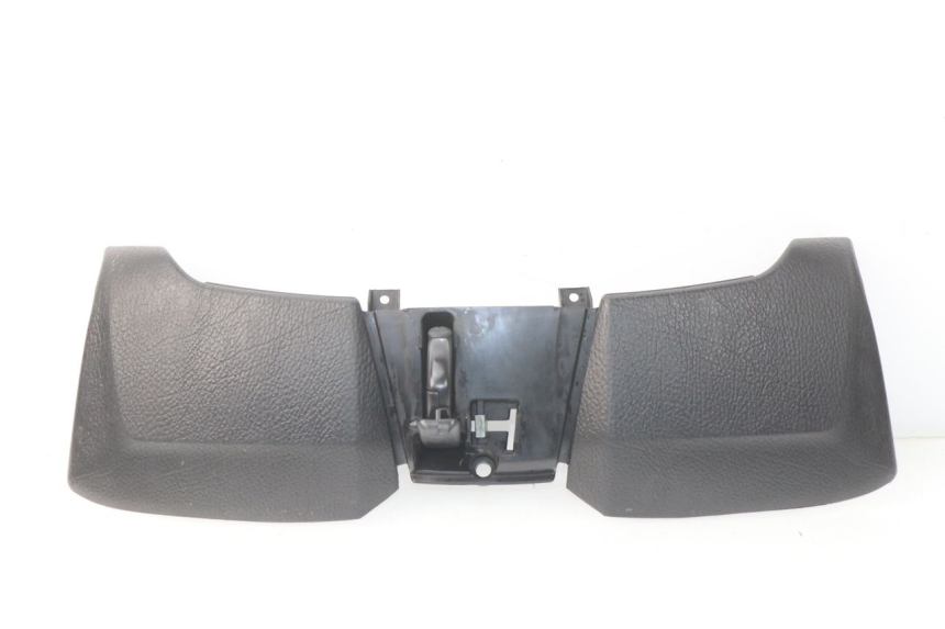 photo de TABLIER INTERIEUR SUPERIEUR PIAGGIO MP3 HPE 500 (2019 - 2022)