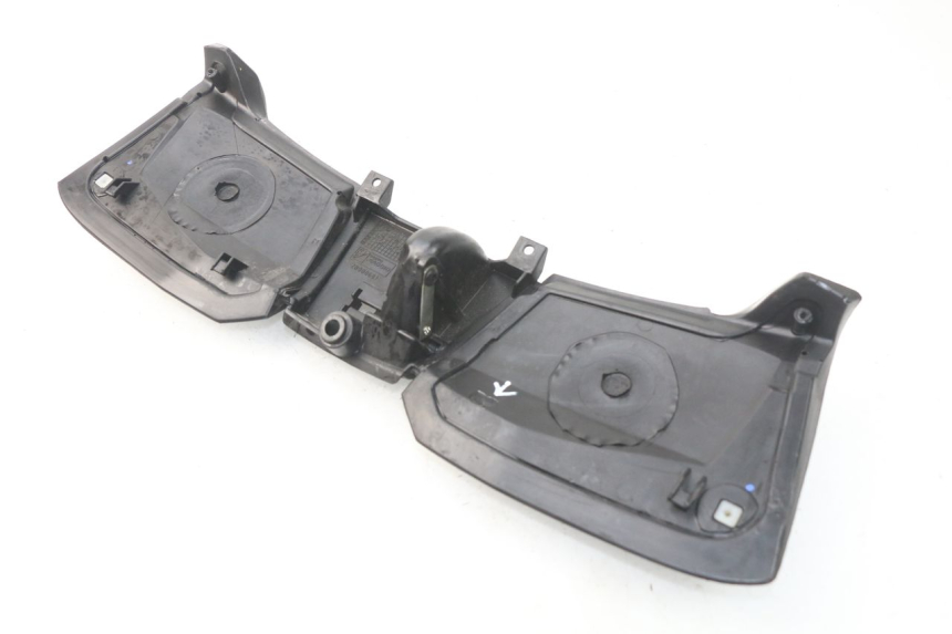 photo de TABLIER INTERIEUR SUPERIEUR PIAGGIO MP3 HPE 500 (2019 - 2022)