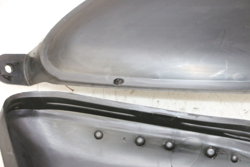 photo de TABLIER INTERIEUR SUPERIEUR YAMAHA X-MAX XMAX 125 (2010 - 2014)