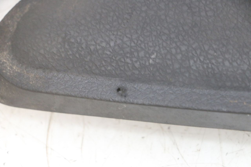 photo de TABLIER INTERIEUR SUPERIEUR YAMAHA X-MAX XMAX 125 (2010 - 2014)