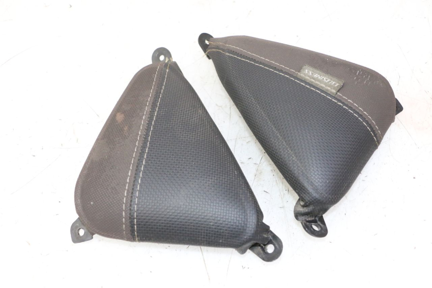 photo de TABLIER INTERIEUR SUPERIEUR YAMAHA X-MAX XMAX 125 (2010 - 2014)