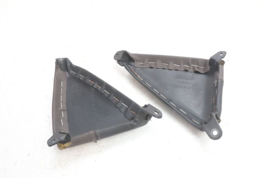 photo de TABLIER INTERIEUR SUPERIEUR YAMAHA X-MAX XMAX 125 (2010 - 2013) - État de surface