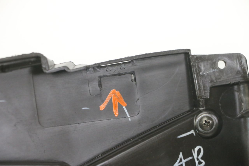 photo de TABLIER INTERIEUR APRILIA SXR 50 (2021 - 2023)