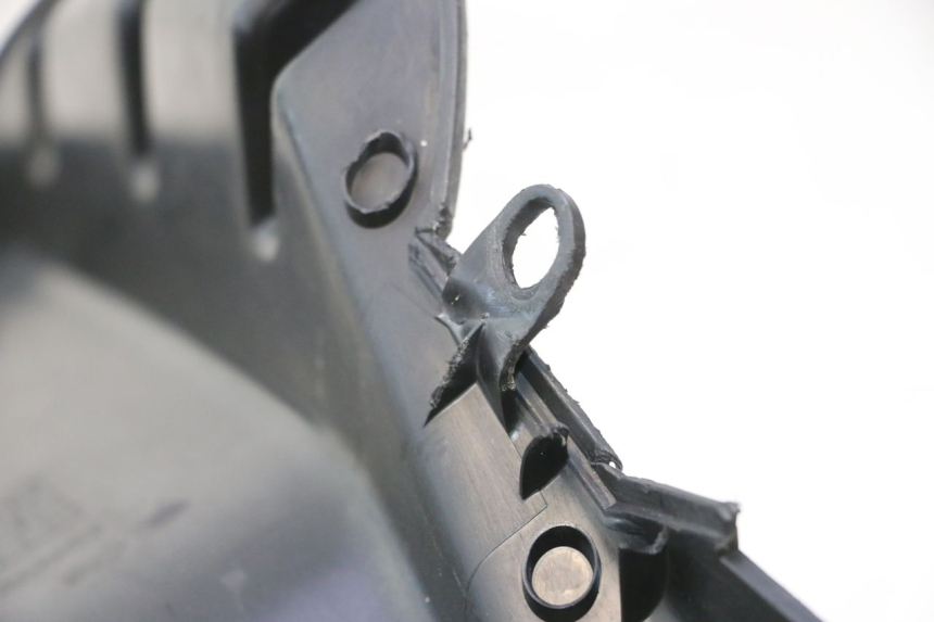 photo de TABLIER INTERIEUR PEUGEOT TREKKER 50 (1995 - 2004) - Détail de la pièce