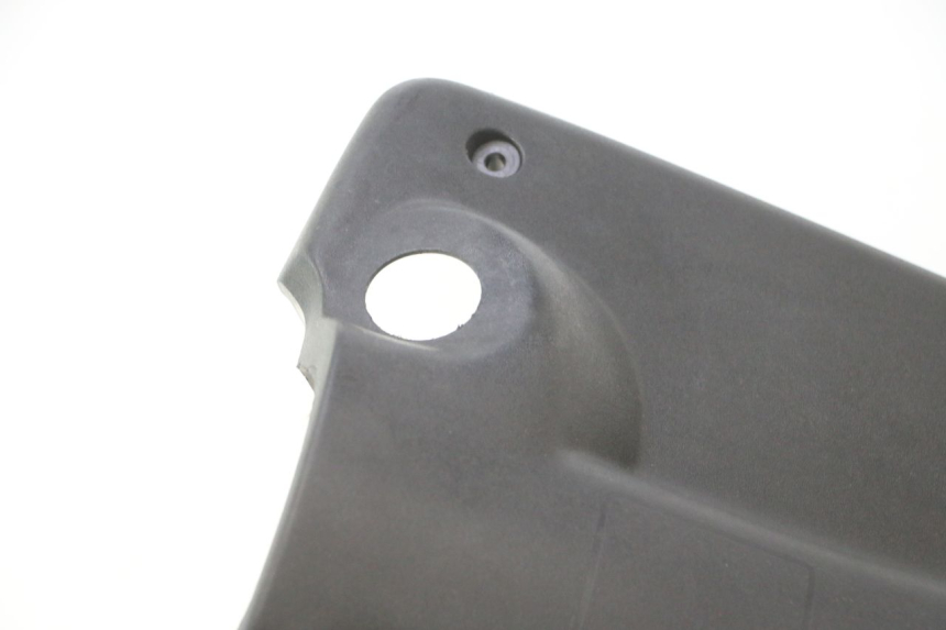 photo de TABLIER INTERIEUR PEUGEOT TREKKER 50 (1995 - 2004) - Focus structure