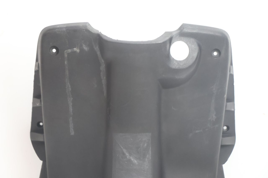 photo de TABLIER INTERIEUR PEUGEOT TREKKER 50 (1995 - 2004) - Détail de la pièce