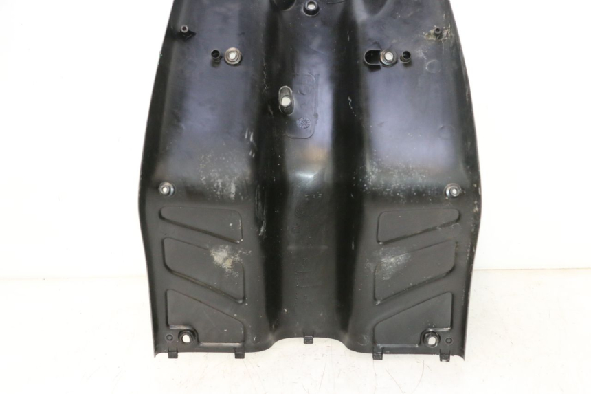 photo de TABLIER INTERIEUR PIAGGIO TYPHOON 50 (2000 - 2009) - Autre angle de vue