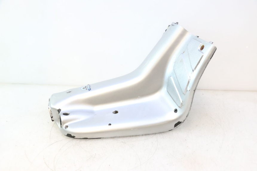 photo de TABLIER INTERIEUR PIAGGIO TYPHOON 50 (1993 - 1999) - Détails caractéristiques