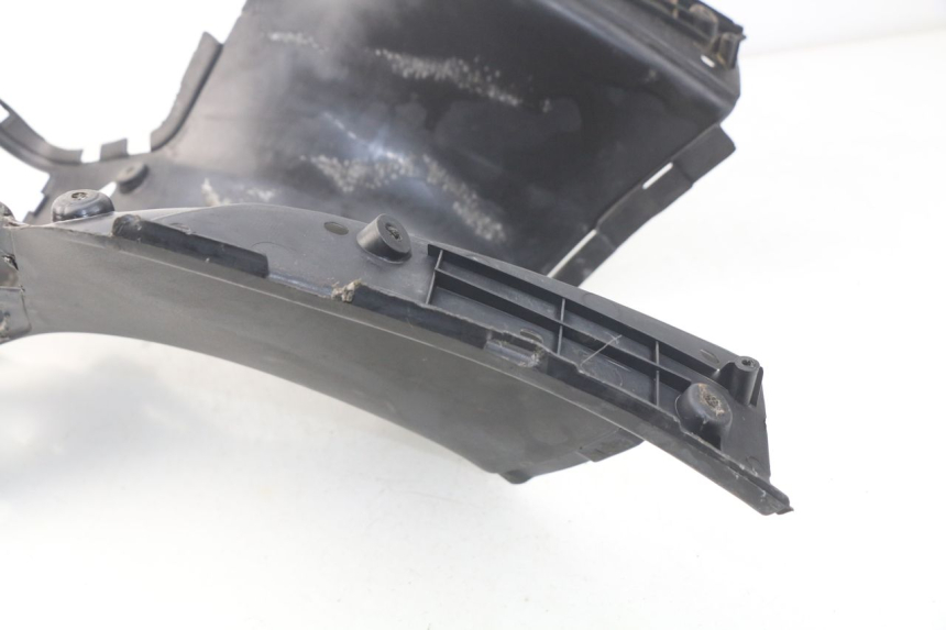 photo de TABLIER INTERIEUR SUZUKI UC EPICURO 125 (1999 - 2003)