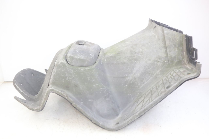 photo de TABLIER INTERIEUR SUZUKI UH BURGMAN 125 (2002 - 2006) - Vue rapprochée