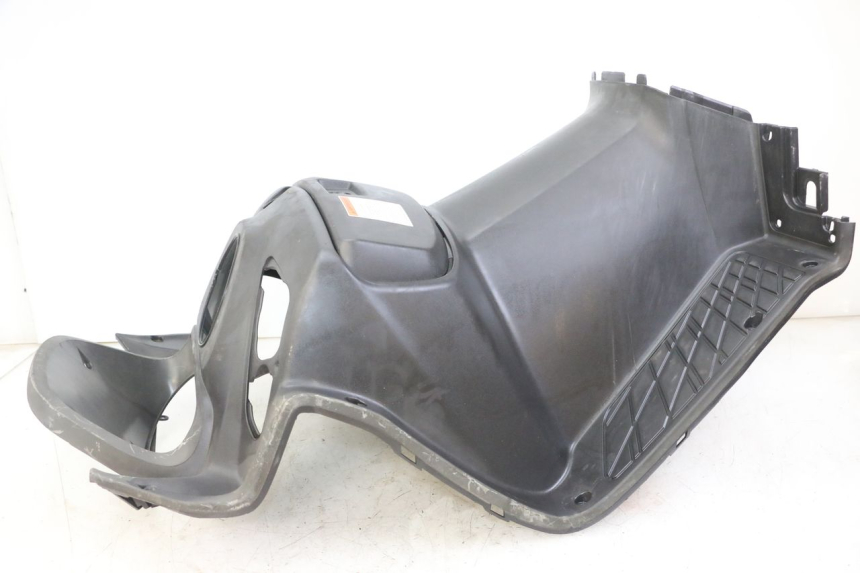 photo de TABLIER INTERIEUR SUZUKI UH BURGMAN 125 (2002 - 2006)
