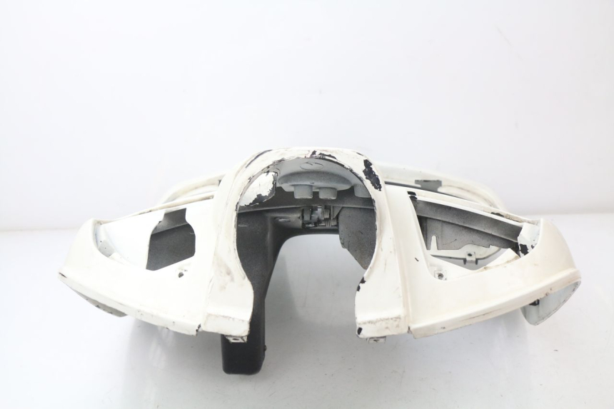 photo de TABLIER INTERIEUR PIAGGIO VESPA GTS SUPER IE 125 (2009 - 2016) - Marquages et références