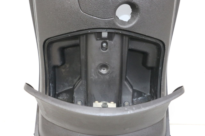 photo de TABLIER INTERIEUR PIAGGIO VESPA LX 2T 50 (2005 - 2013) - Détail de la pièce