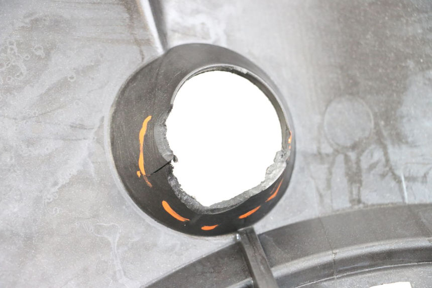 photo de TABLIER INTERIEUR PIAGGIO VESPA LX 2T 50 (2005 - 2013) - Autre angle de vue