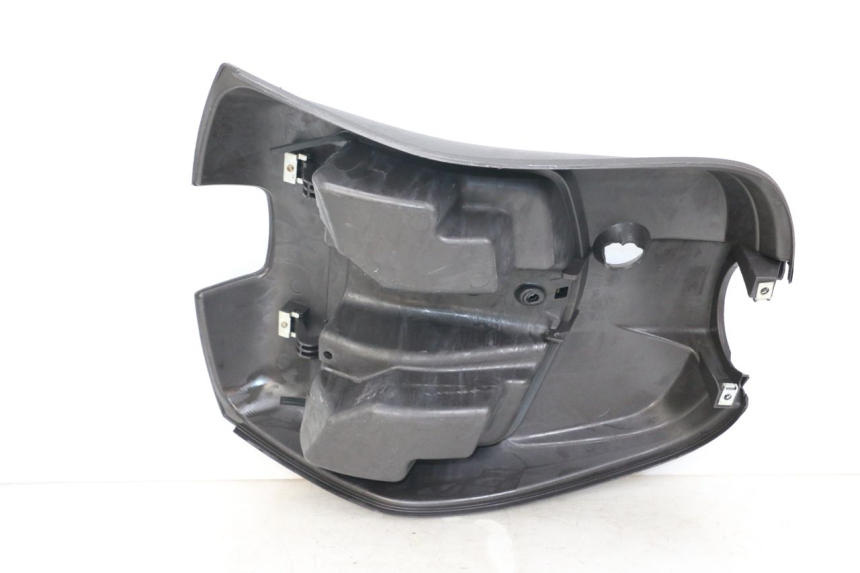 photo de TABLIER INTERIEUR PIAGGIO VESPA LX 2T 50 (2005 - 2013) - Pièce contrôlée