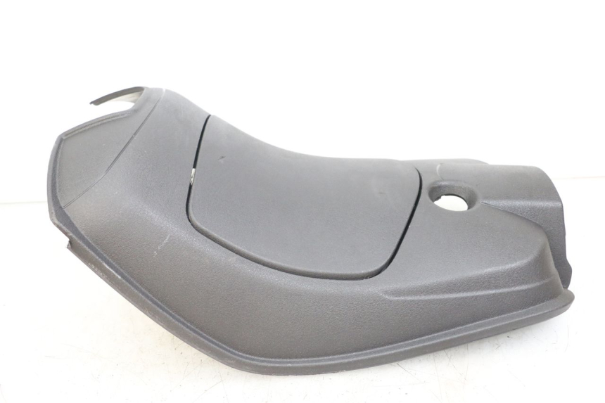 photo de TABLIER INTERIEUR PIAGGIO VESPA LX 2T 50 (2005 - 2013) - Marquages et références