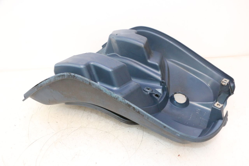 photo de TABLIER INTERIEUR PIAGGIO VESPA LX 2T 50 (2005 - 2013) - Autre angle de vue