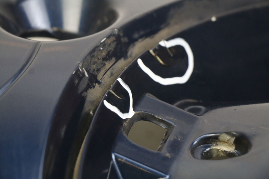 photo de TABLIER INTERIEUR PIAGGIO VESPA LXV 125 (2006 - 2009) - Détail de la pièce