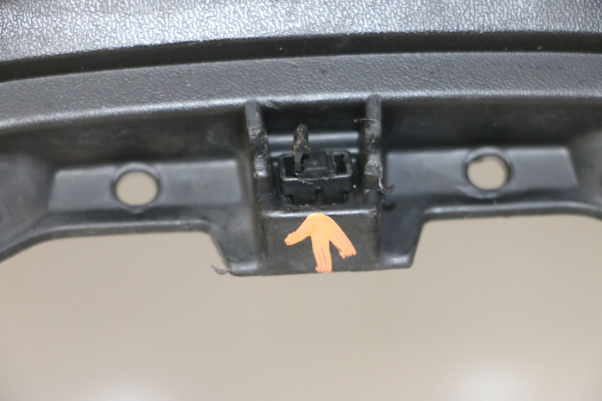 photo de TABLIER INTERIEUR YAMAHA X-MAX XMAX ABS 250 (2010 - 2012) - Angle alternatif