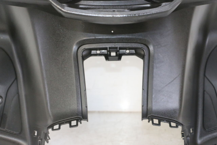 photo de TABLIER INTERIEUR YAMAHA X-MAX XMAX 125 (2010 - 2014)