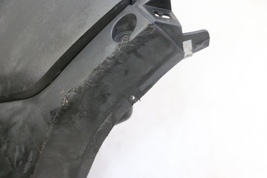 photo de TABLIER INTERIEUR YAMAHA X-MAX XMAX 125 (2010 - 2014)